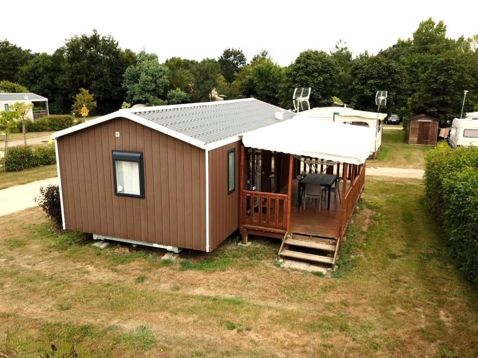 Camping Au Pre De L'Etang Sainte-Foy  Exteriér fotografie