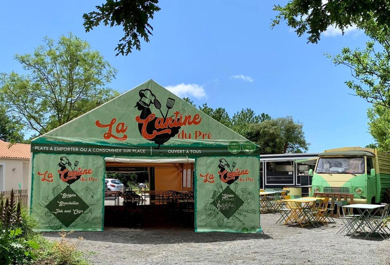 Camping Au Pre De L'Etang Sainte-Foy  Exteriér fotografie